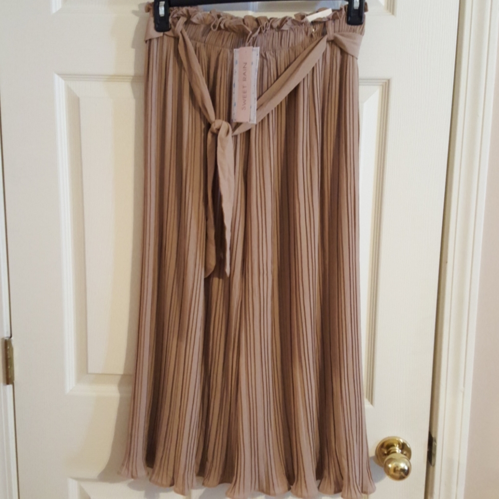 Sweet Rain Paper Bag Belted Goucho Pants